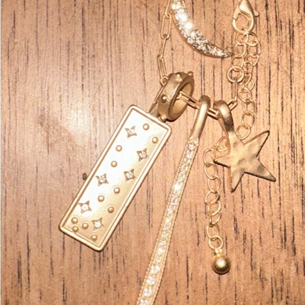 Long charm necklace